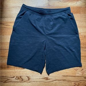 Lululemon Pacebreaker Shorts Lined - 9” Inseam - Large